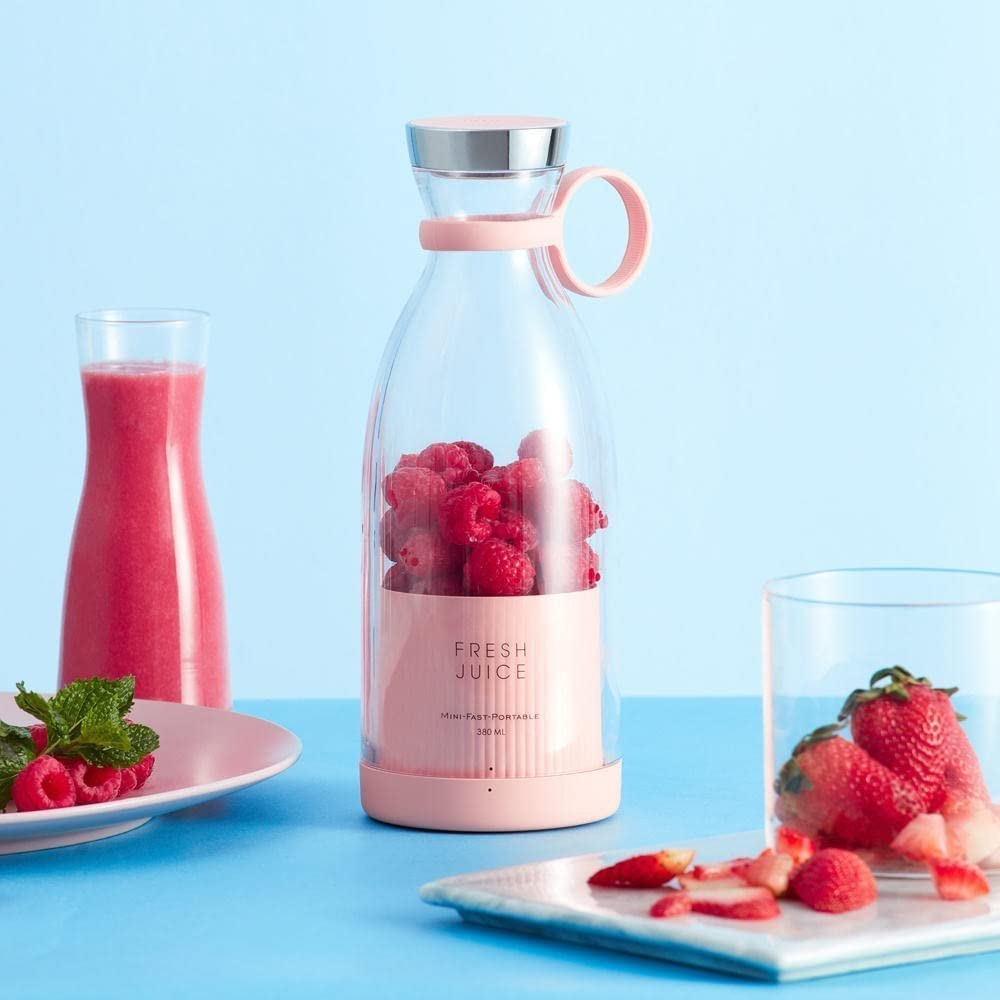 Mini Portable Juicer – Freshness in Every Sip! 🍓🥭🥝